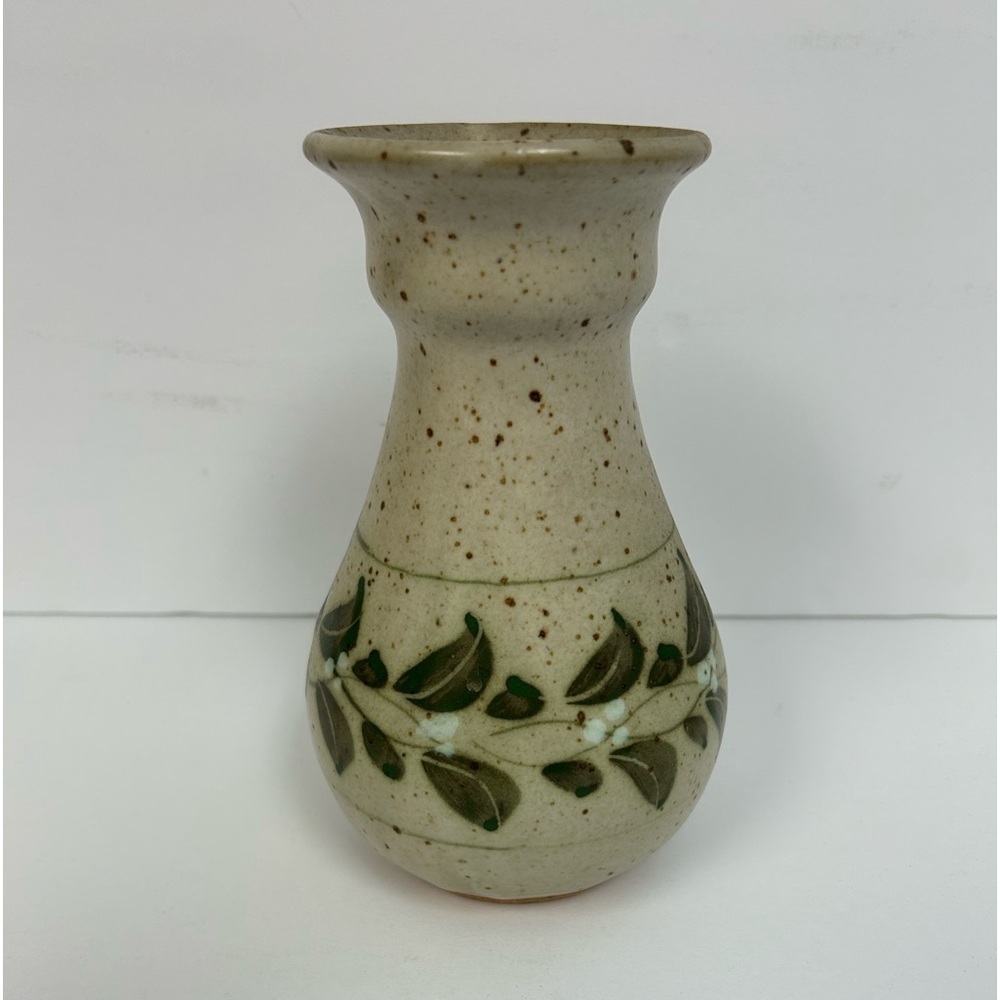 Vase/ pottery/ beautiful colors approx. 7”H by 3”/ please see pictures - Picture 1 of 6